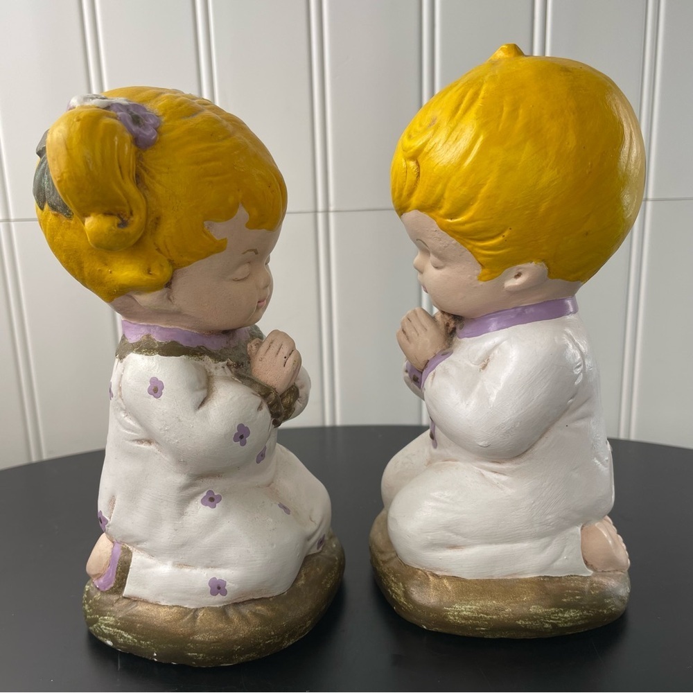 Vintage 1977 Signed Hand painted Figurines Children Boy Girl‎ Kneeling Praying - Picture 2 of 16